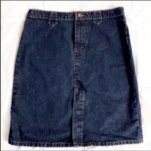 Tommy Hilfiger Dark Wash Denim Skirt, size 11